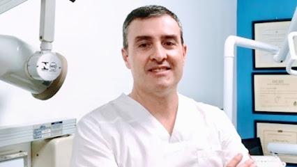 Dr.Leonardo Caballero