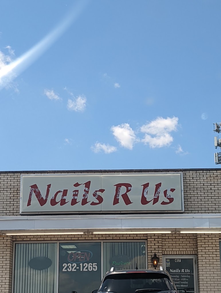 Nails R Us 46615