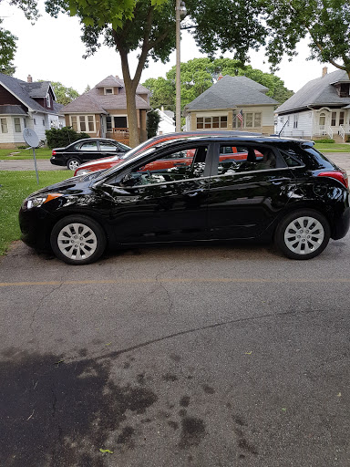 Pet Supply Store «General Pet Supply Inc», reviews and photos, 7711 N 81st St, Milwaukee, WI 53223, USA