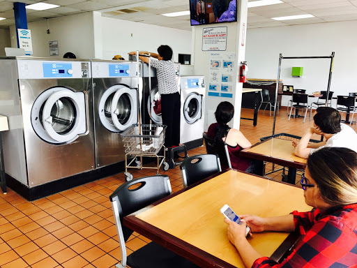 Laundromat «Atlantic Coast Coin Laundry», reviews and photos, 419 S College Rd #30, Wilmington, NC 28403, USA