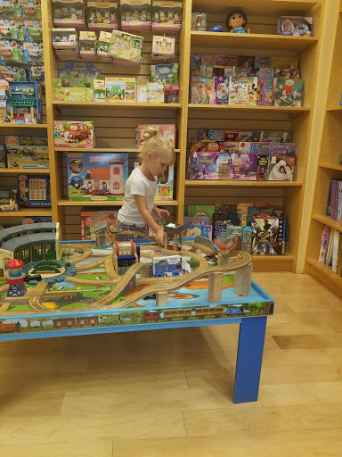 Book Store «Barnes & Noble», reviews and photos, 13719 W Bell Rd, Surprise, AZ 85374, USA