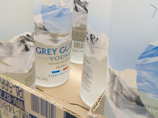 Liquor Store «Garrafeira Wines & Liquor Corporation», reviews and photos, 13844 101st Ave, Jamaica, NY 11435, USA