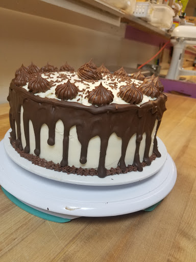 Vegetarian Restaurant «Longbranch Cafe and Bakery», reviews and photos, 100 E Jackson St, Carbondale, IL 62901, USA