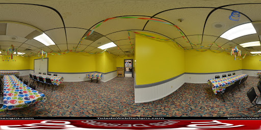 Bowling Alley «Bowl One Lanes», reviews and photos, 1639 E 14 Mile Rd, Troy, MI 48083, USA