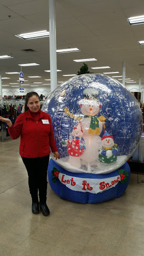 Thrift Store «The Salvation Army Family Store & Donation Center», reviews and photos