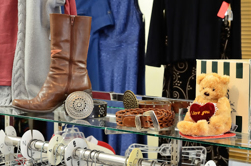 Consignment Shop «Next-To-New Shop», reviews and photos, 416 S Kimbrough Ave, Springfield, MO 65806, USA