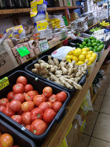Grocery Store «Towne Market, Halal Meat», reviews and photos, 120 Cambridge St, Burlington, MA 01803, USA