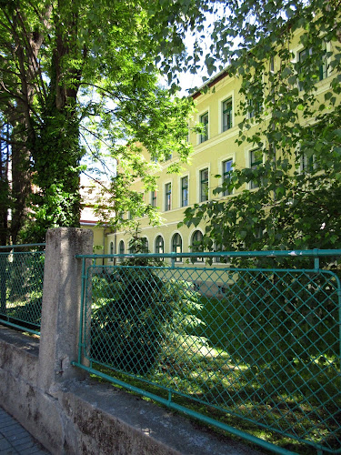 Értékelések erről a helyről: Illyés Gyula Gimnázium, Dombóvár - Iskola