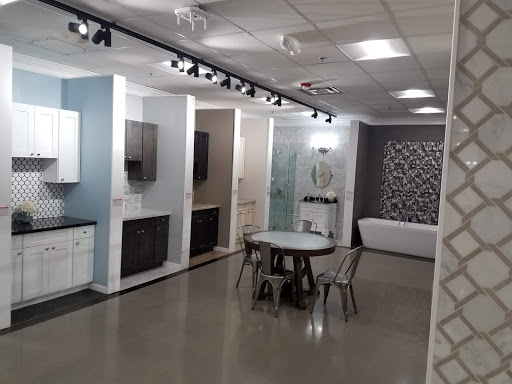 Shopping Mall «Southpoint Shopping Center», reviews and photos, E Palatine Rd & Rand, Arlington Heights, IL 60004, USA