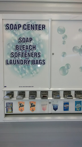 Laundromat «Super Matt Laundry», reviews and photos, 1522 Lakeview Dr, Sebring, FL 33870, USA