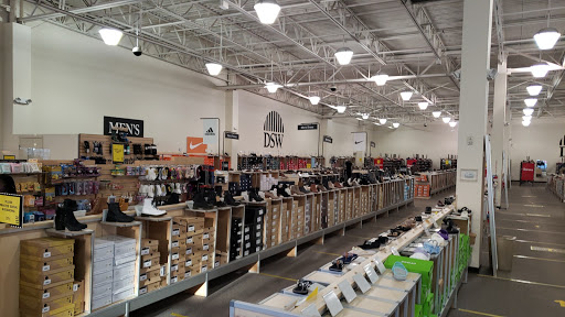 Shoe Store «DSW Designer Shoe Warehouse», reviews and photos, 314 Marketplace Mile, Plainfield, IN 46168, USA