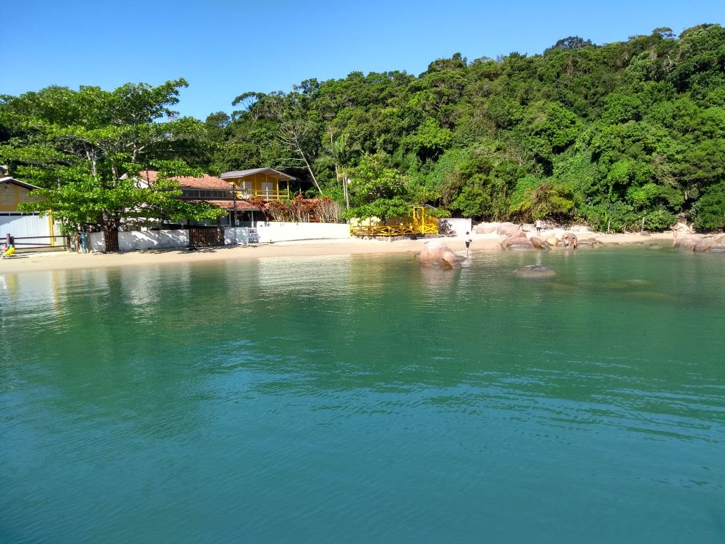 Foto de Praia dos Magalhaes área de servicios