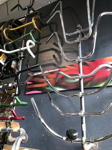 Bicycle Store «Motion Bike Shop», reviews and photos, 914 Aviation Blvd, Hermosa Beach, CA 90254, USA