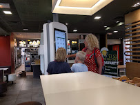 Atmosphère du Restauration rapide McDonald's à Senlis - n°1