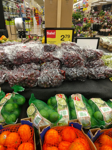 Grocery Store «Jewel-Osco», reviews and photos, 890 N Western Ave, Lake Forest, IL 60045, USA