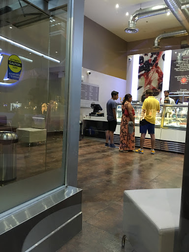 Ice Cream Shop «Gelateria 4D», reviews and photos, 670 Lincoln Rd Mall, Miami Beach, FL 33139, USA