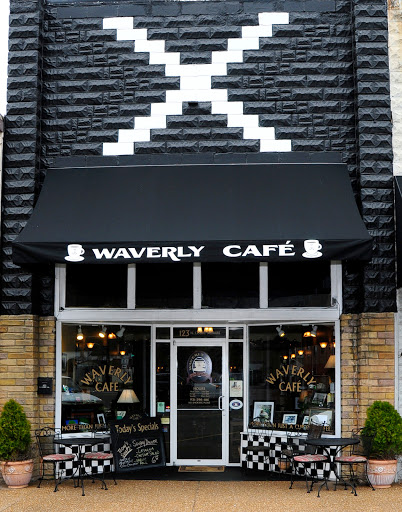 Waverly Cafe, 123 N Court Square, Waverly, TN 37185, USA, 