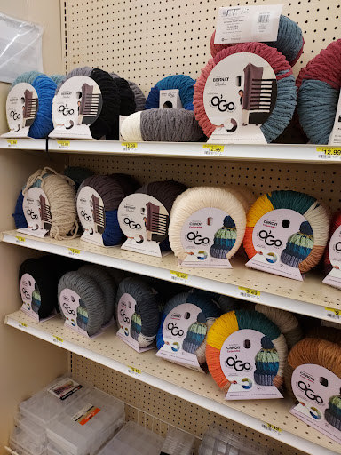 Shopping Mall «Riverdale Plaza Shopping Center», reviews and photos, 1044 W Mercury Blvd, Hampton, VA 23666, USA