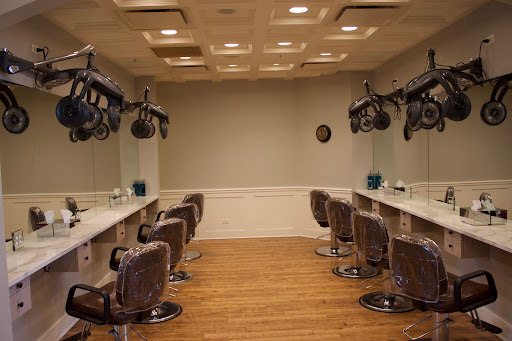 Beauty Salon «Red Cottage Salon & Spa», reviews and photos, 3974 IL-22, Long Grove, IL 60047, USA