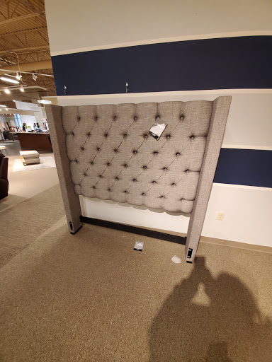 Furniture Store «Ashley HomeStore», reviews and photos, 2409 N Hwy 67, Florissant, MO 63033, USA