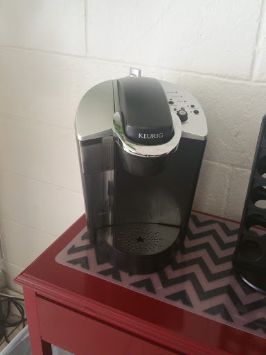 Auto Repair Shop «Velaz Auto Repair», reviews and photos, 9417 Sierra Ave Ste A, Fontana, CA 92335, USA