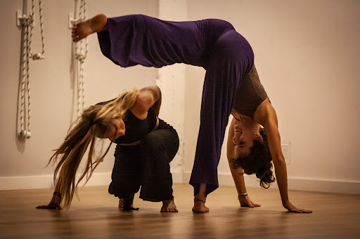 Imagen del negocio El Taller. Centro de yoga y movimiento (yoga Iyengar) en Málaga, Málaga