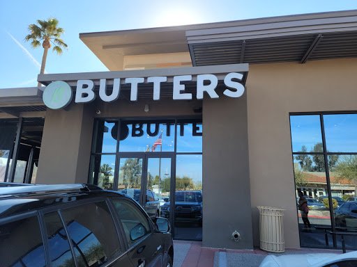 Shopping Mall «Mercado Del Lago Mall», reviews and photos, 8320 N Hayden Rd, Scottsdale, AZ 85258, USA