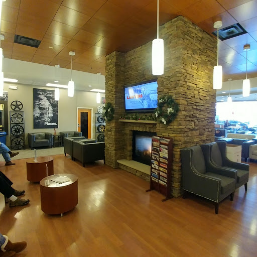 Car Dealer «Toyota of Scranton», reviews and photos, 3400 N Main Ave, Scranton, PA 18508, USA