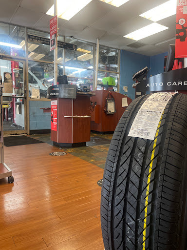 Tire Shop «Firestone Complete Auto Care», reviews and photos, 4599 Jonesboro Rd, Union City, GA 30291, USA