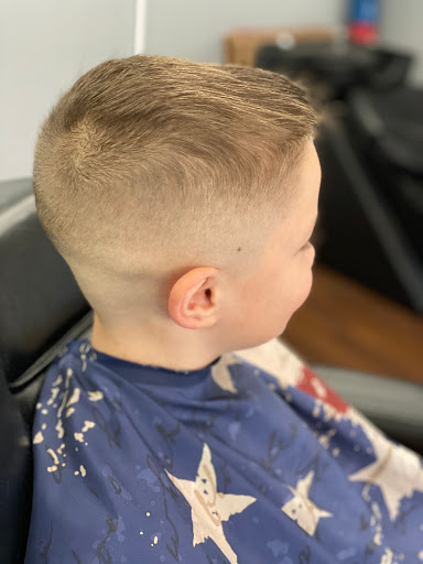 Barber Shop «Club House Barbershop», reviews and photos, 10 N Main St, Frankfort, IN 46041, USA