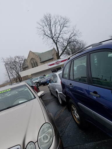 Used Car Dealer «Car Source», reviews and photos, 5821 Sheridan Rd, Kenosha, WI 53140, USA