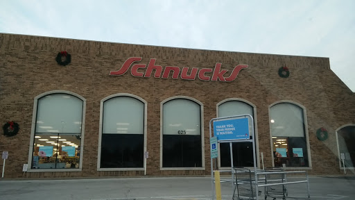 Grocery Store «Schnucks», reviews and photos, 625 Lincoln Hwy, Fairview Heights, IL 62208, USA