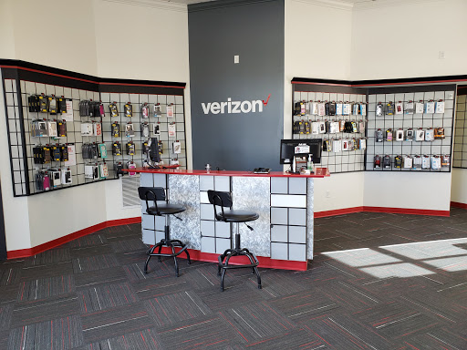 Cell Phone Store «Verizon Wireless - Cellular Plus», reviews and photos, 721 W Park St, Livingston, MT 59047, USA