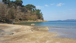 Photo de Plage enclavee avec un rivage spacieux