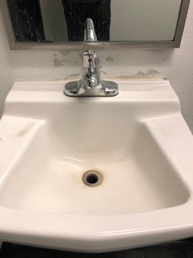 Tire Shop «Tires Plus», reviews and photos, 250 W Merritt Island Causeway, Merritt Island, FL 32952, USA