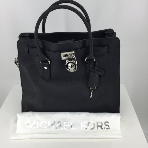 Clothing Store «Clothes Mentor Gahanna», reviews and photos, 5566 N Hamilton Rd, Columbus, OH 43230, USA