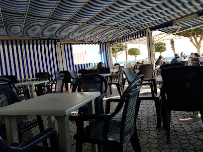 El Azul Cafe-Copas - Calle Chanquete, 1, 11160 Barbate, Cádiz, Spain