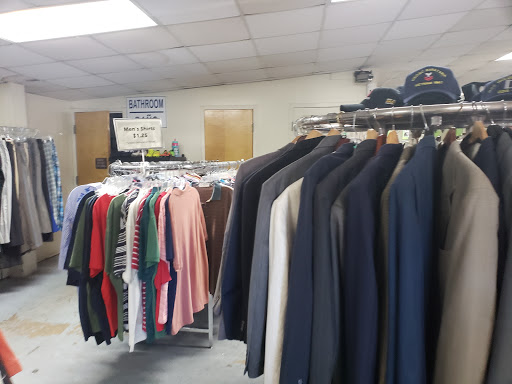 Thrift Store «Miracle Hill Thrift Store - Pete Hollis Blvd Greenville», reviews and photos