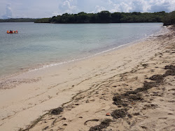 Playa Chiquita La Rucia'in fotoğrafı dağlarla çevrili