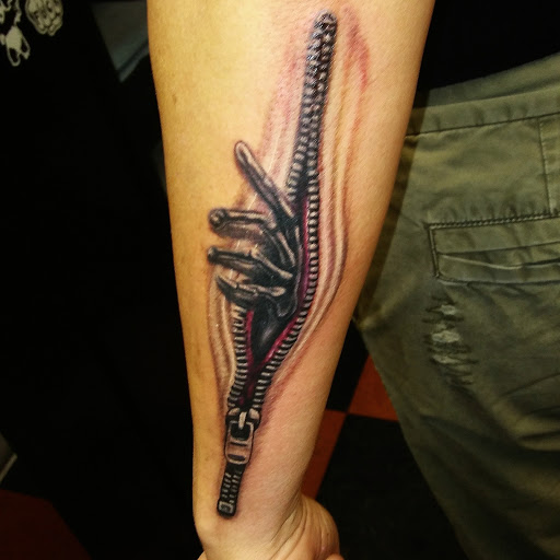 Tattoo and Piercing Shop «Miraculous Creations», reviews and photos, 387 Park Ave, Worcester, MA 01610, USA