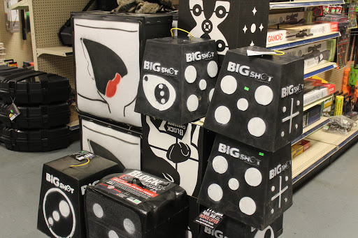 Sporting Goods Store «Leacock Sports», reviews and photos, 64 Queen Rd, Gordonville, PA 17529, USA