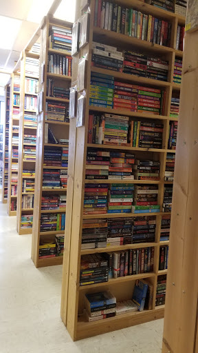 Used Book Store «Black Sheep Books», reviews and photos, 9735 Old St Augustine Rd # 20, Jacksonville, FL 32257, USA