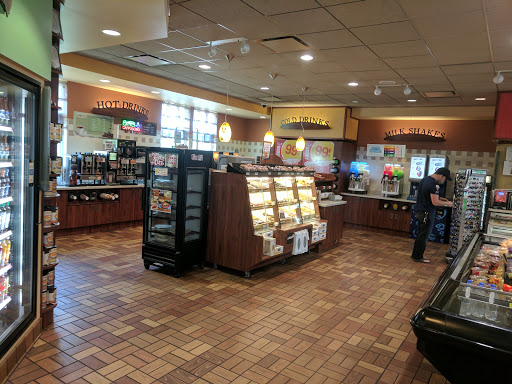 Convenience Store «Kwik Trip #633», reviews and photos, 2715 Golf Rd, Eau Claire, WI 54701, USA