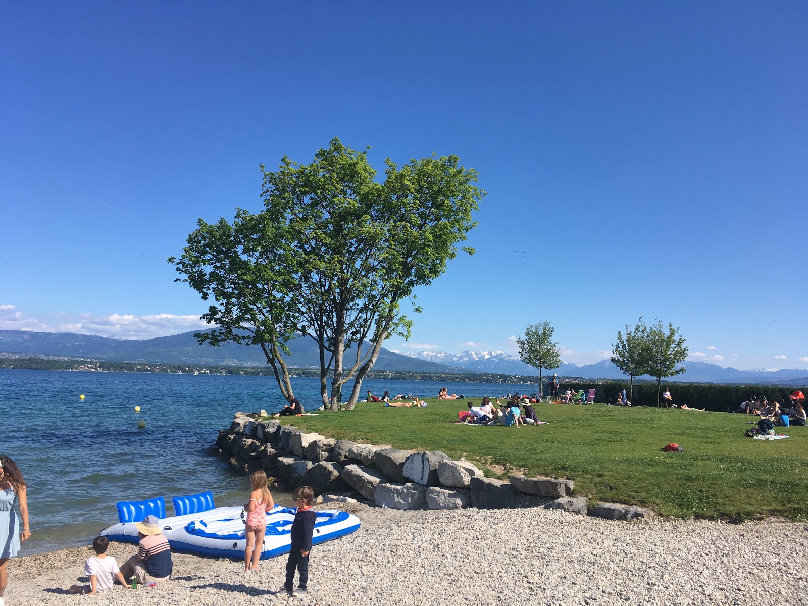 Plage des Rocailles'in fotoğrafı çok temiz temizlik seviyesi ile