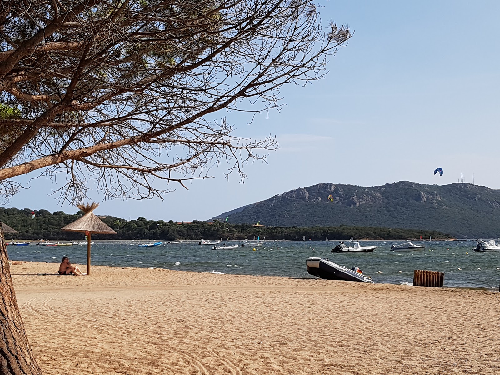 Fotografija Plage Punta di Benedettu II z turkizna čista voda površino