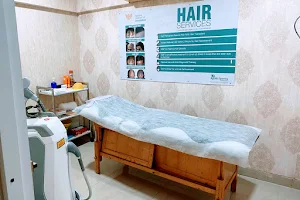 Metamorphosis Clinic - Skin & Hair Specialist in Tardeo | Best Dermatologist in South Mumbai image