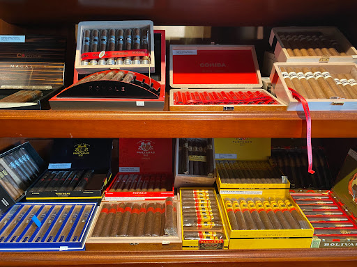 Cigar Shop «Mancave Cigar Lounge», reviews and photos, 2920 E Commercial Blvd, Fort Lauderdale, FL 33308, USA