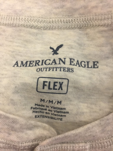 Clothing Store «AEO Factory Store», reviews and photos, 8200 Vineland Ave Suite 101, Orlando, FL 32821, USA