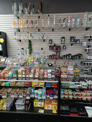 Tobacco Shop «Cigarettes For Less», reviews and photos, 1887 Pioneer Pkwy E, Springfield, OR 97477, USA