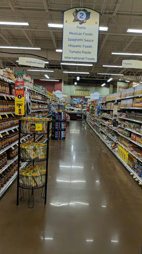 Grocery Store «Hannaford Supermarket», reviews and photos, 777 Rogers St, Lowell, MA 01852, USA